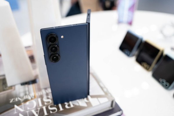 Hands-on: Galaxy Z Fold 6 is meant for upgraders, no one else