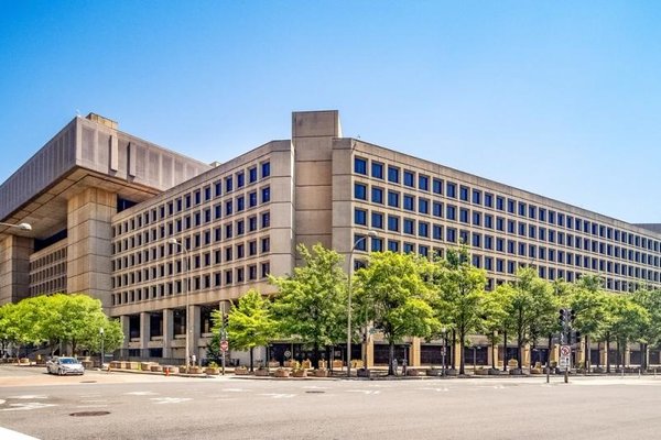 Americans losses to crypto scams rose to over $11 billion last year, FBI reports
