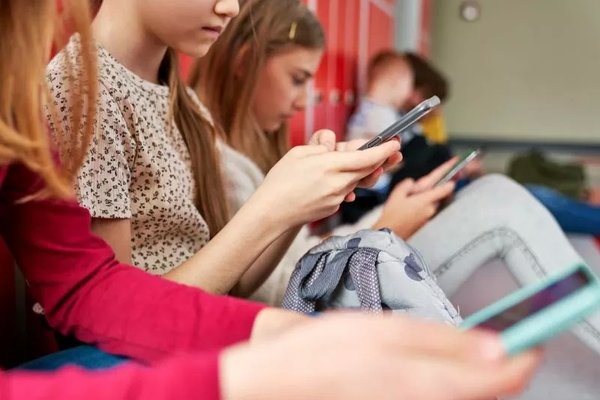 The European Union wants to ban chatbots and online games for kids under 15, not just social media