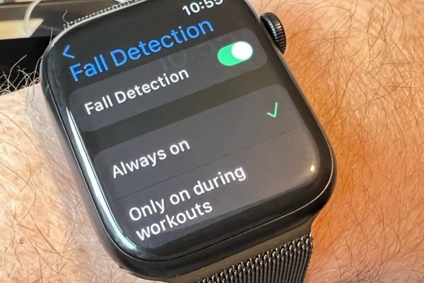 Apple under legal attack over fall detection tech