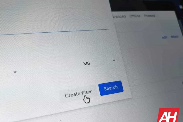 FBI Issues Warning About New Email Scam Preying on Android Users