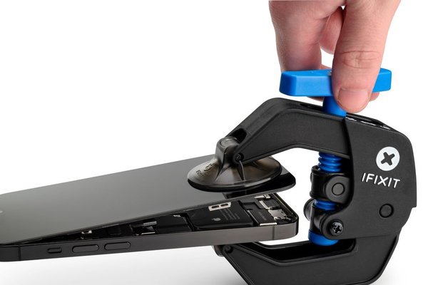 iFixit Put a Chatbot Repair Expert in an App