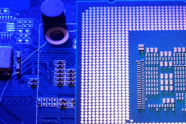 US to Impose Tariffs on Foreign Electronics Based on Chip Counts