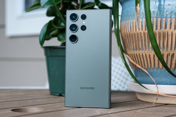 One UI 8.5 is coming to the Galaxy S23, but it could leave the best features behind