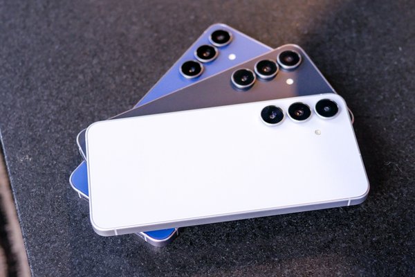  Galaxy S25 FE makes an impressive debut  and it could wind up as the best Samsung phone for most people 