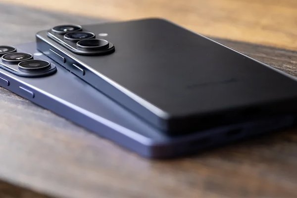 Galaxy S26 Vs. Galaxy S25: Which Should You Buy In 2026?