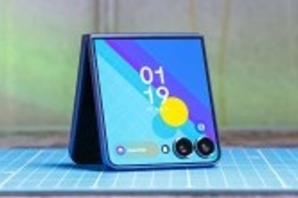 Samsung Galaxy Z Flip7 in for review