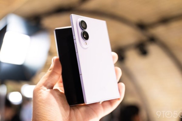 Samsung made it way easier to open up its Galaxy Z Fold 8 foldables