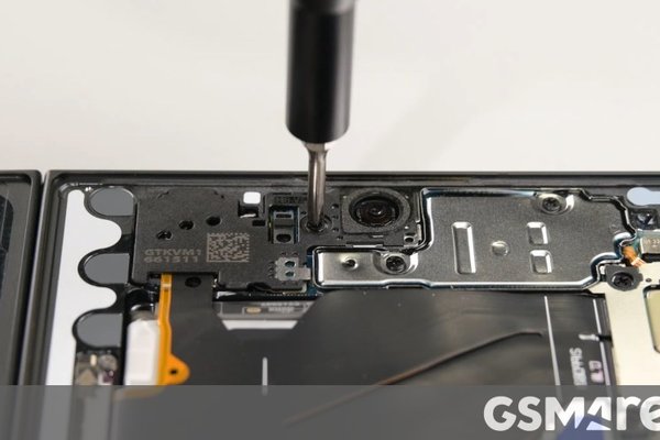 Galaxy Z Fold8 does not impress in teardown