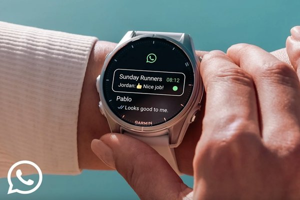 WhatsApp is now officially available on Garmin smartwatches
