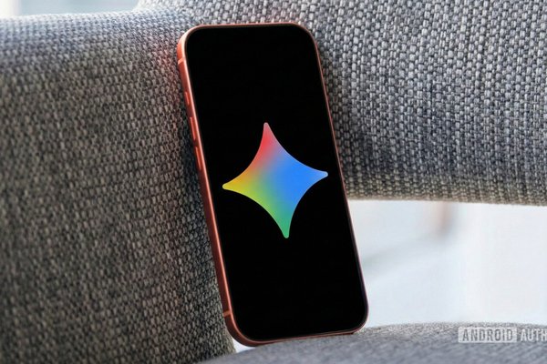 Gemini looks to solve its feature overload problem with a newer UI