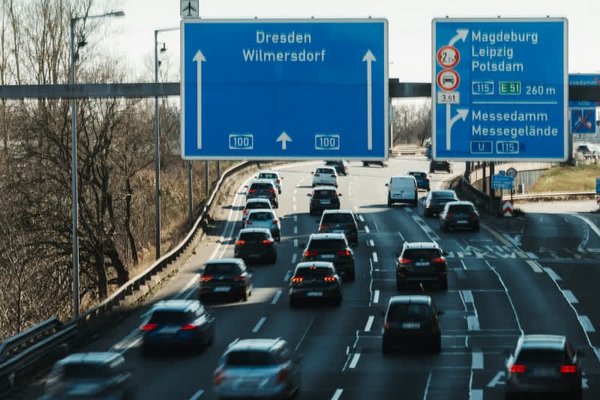 German Roads Caused Chaos as Google Maps Falsely Showed Major Highways as Closed