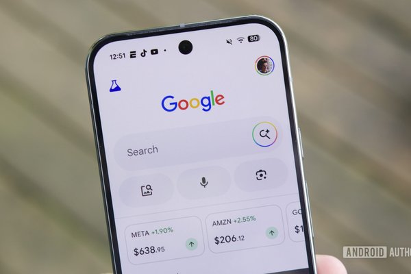 Googles AI Mode can now keep track of information for you