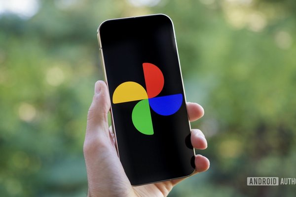 Google Photos could finally fix one of its most frustrating sharing hurdles