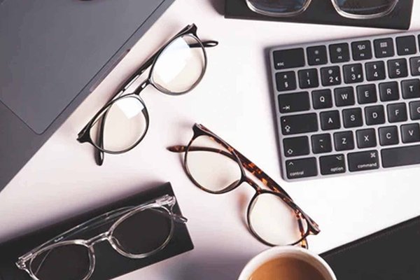 Googles first AI glasses are coming in 2026