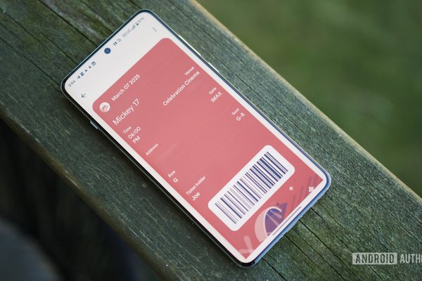 Google Wallets pass UI may soon get a fresh, colorful coat of paint