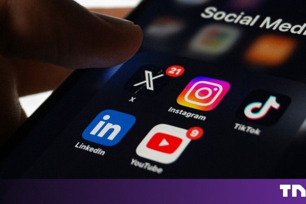 Greece passes law banning social media for children under 15
