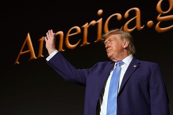 Musks AI chatbot Grok reportedly encouraged Trump to capture Venezuelas president