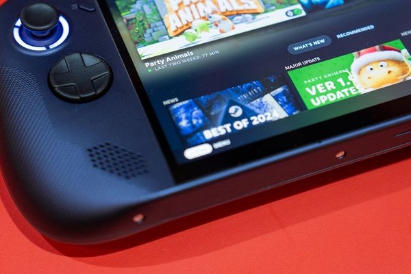 Handheld PCs vs. Switch 2: The Next Gaming Revolution 