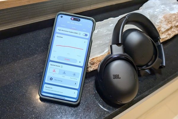 If youre not using these features, youre wasting your flagship headphones