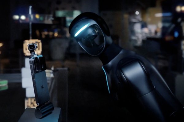 Honor has a humanoid robot, and its bringing it to Mobile World Congress