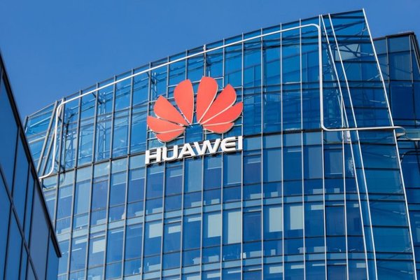 Huawei Unveils Game-Changing AI System Outpacing Market Leaders Without Nvidia