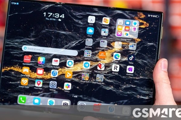 Leaked Huawei Mate XT 2 patent hints at a new design and folding mechanism