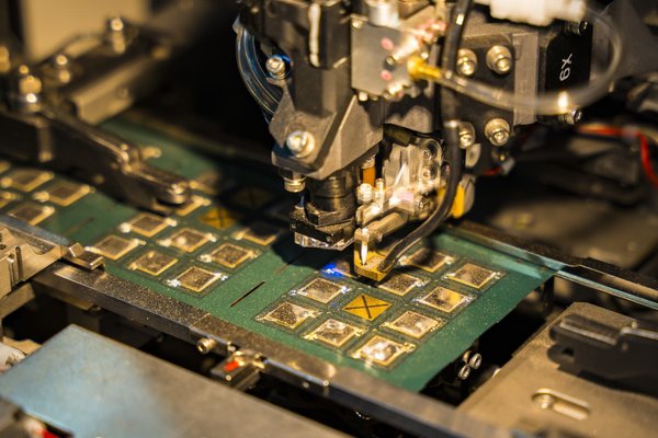 India is betting $18 billion to build a chip powerhouse. Heres what it means