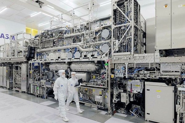  Intel says it has already passed a million High-NA EUV wafers - more than the rest of the industry combined 