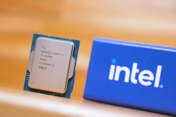 Intel Releases New Microcode Update to Address Rare Vmin Shift Crashes on 13th- and 14th-Generation CPUs