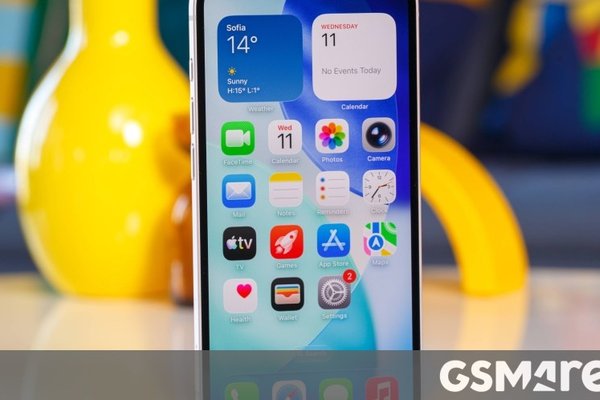 New iPhone 18e leak covers its chip, cameras, and display