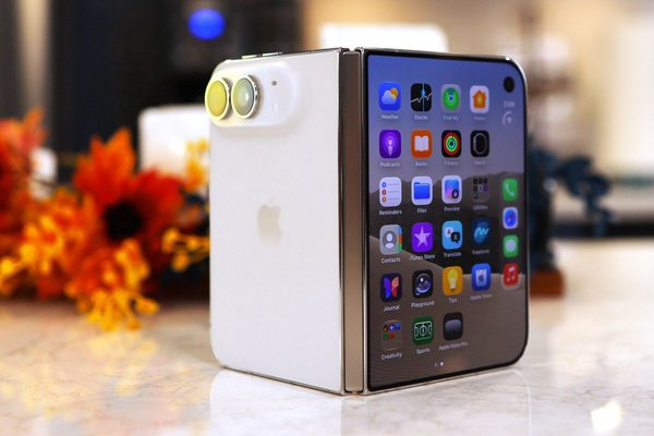  Apple says its aware of an issue with a small number of iPhone Duos 