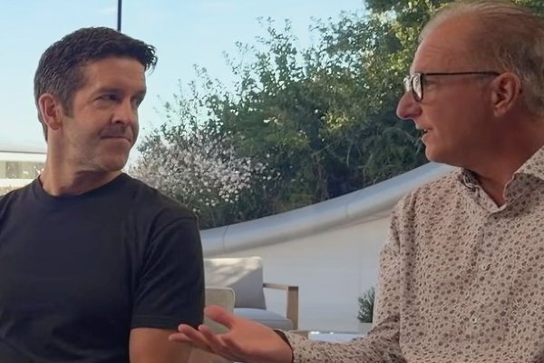 Ternus and Joswiak talk about designing the iPhone Duo in secret