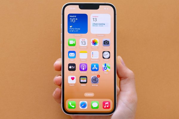 Why Is The iPhone E Series So Much Cheaper?