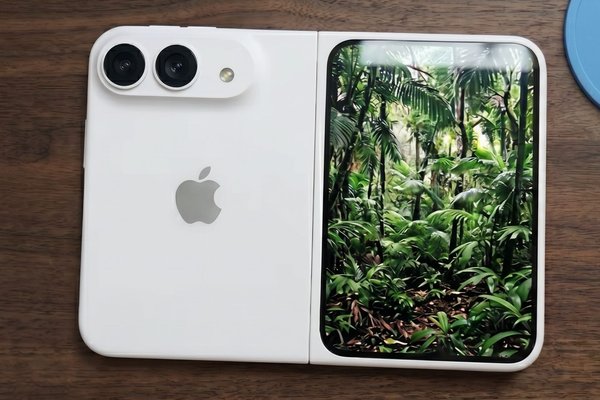 Apple expects 10 million people to buy a $2,500 iPhone Ultra  and its a huge gamble 