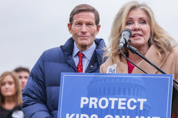 Kids Online Safety Act social media safety bill advances in Senate