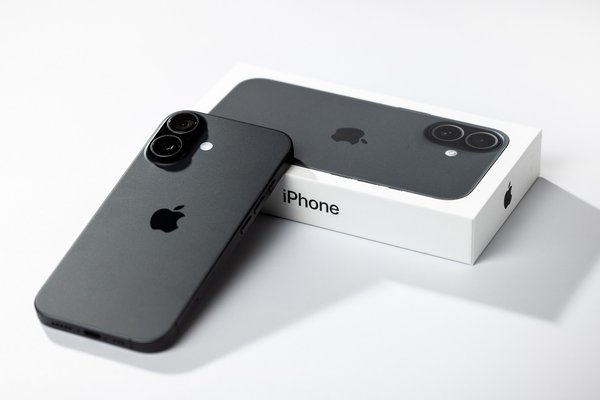 How to lease an iPhone instead of buying one