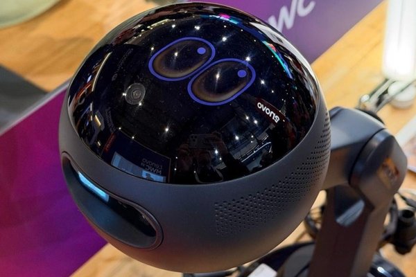 Lenovos AI Robot Concept Might Be Our First Look At Apples Next Product Line