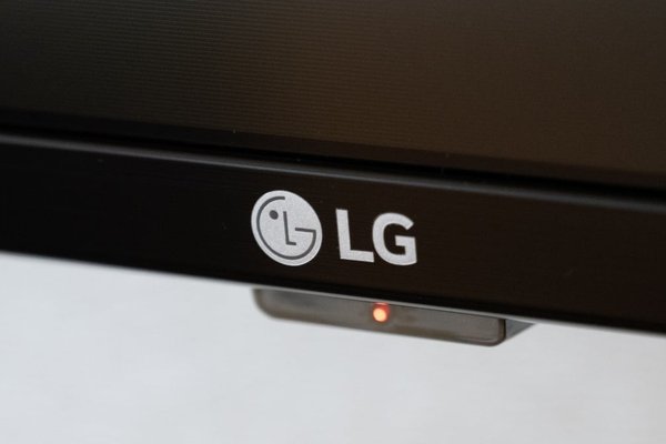 YouTuber claims LG TVs spy on users even when turned off