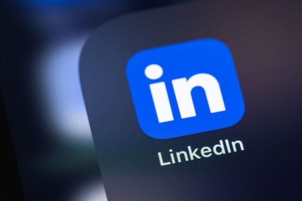  LinkedIn wants every user to be verified 