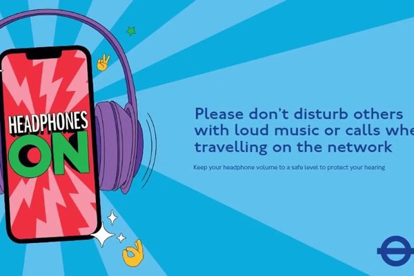 Londoners told to wear headphones on public transit