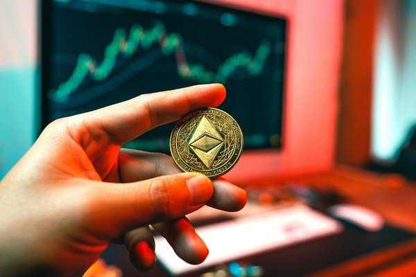 Claude Code AI finds a cryptominer on a Mac; says it didnt put it there