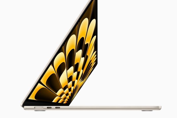 MacBook Air adding touchscreen isnt yet planned, says report