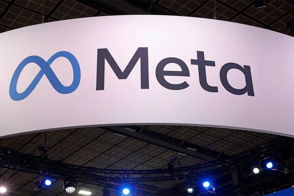  Meta AI was leaking chatbot prompts and answers to unauthorized users 
