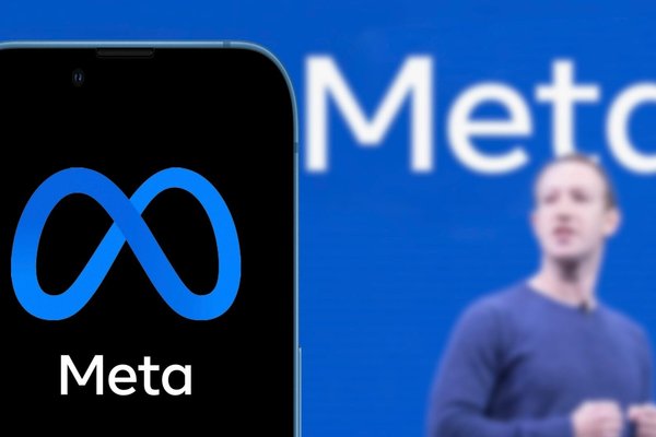 Metas New Privacy Policy Opens Up AI Chats for Targeted Ads