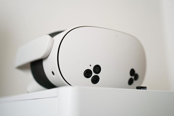 Metas Quest 3S is already a great value, and this new price drop makes it unbeatable