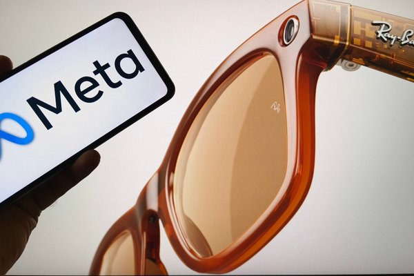 Meta Is Disabling Cameras For Smart Glass Modders Who Tamper With The Privacy Light