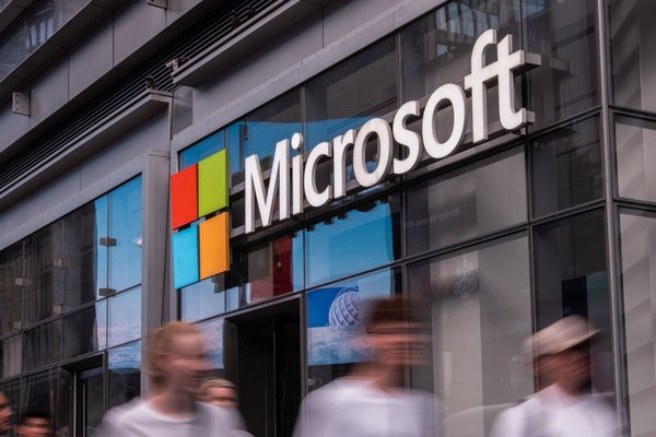 Microsofts AI Dealings with OpenAI Under Scrutiny Amid Partnership Tensions