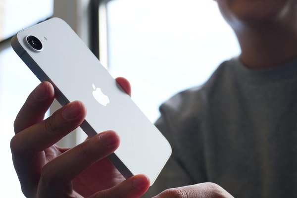 Mobile phishing is a bigger threat than email now - how to stay protected
