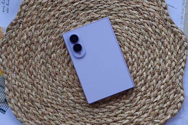 Motorola could be working on an iPhone Ultra-like foldable